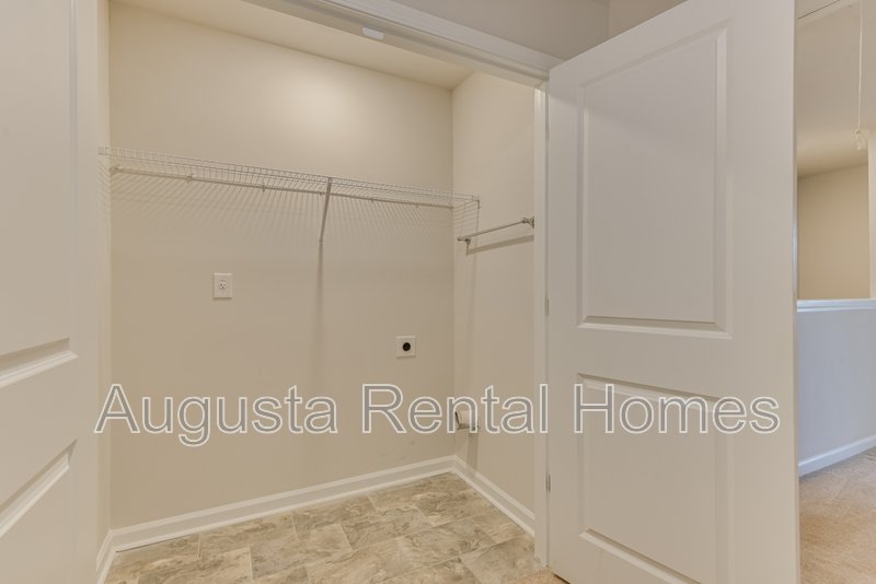 818 Quaint Parish Circle property image