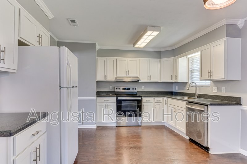 259 Hillwood Court property image