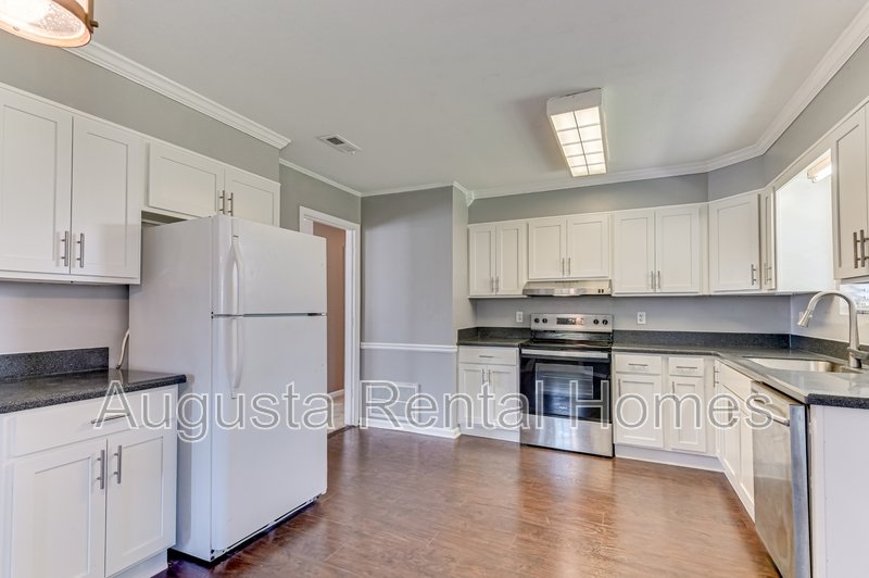 259 Hillwood Court property image