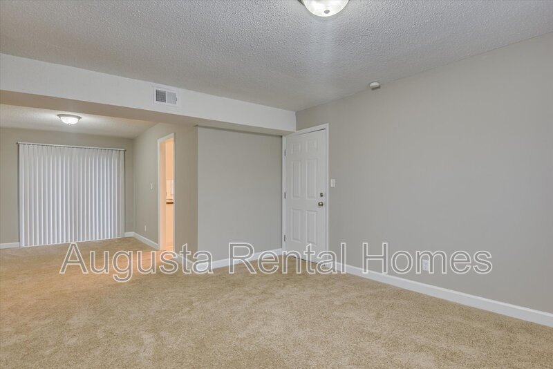 2905 Arrowhead Drive - D3 property image