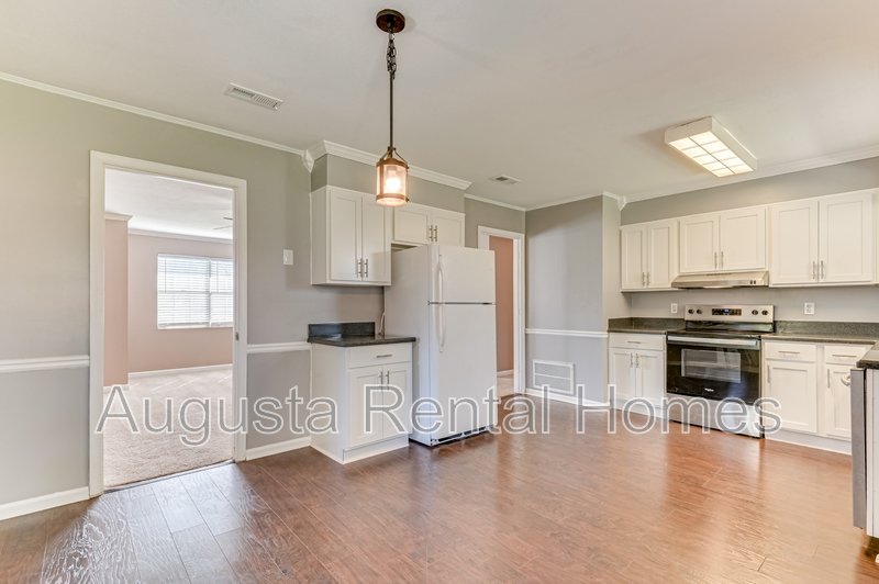 259 Hillwood Court property image