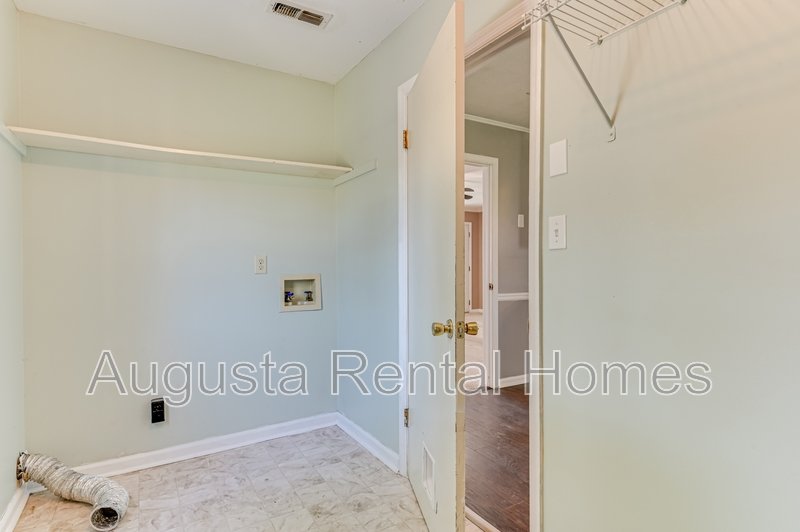 259 Hillwood Court property image