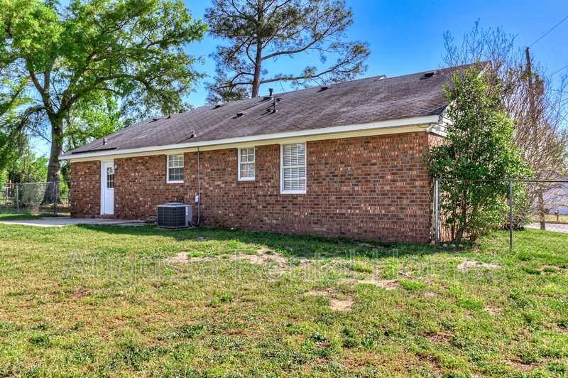 259 Hillwood Court property image