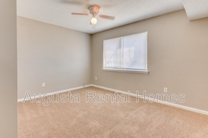 2822A Thomas Lane property image