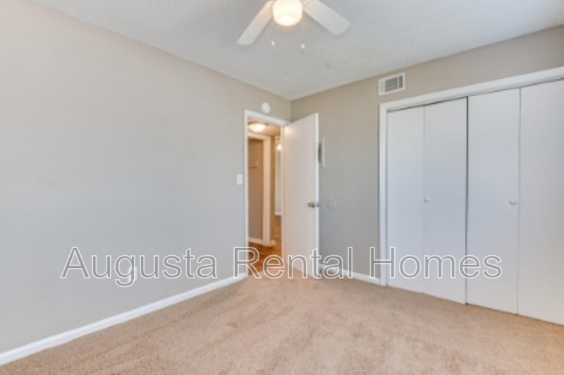 2822A Thomas Lane property image