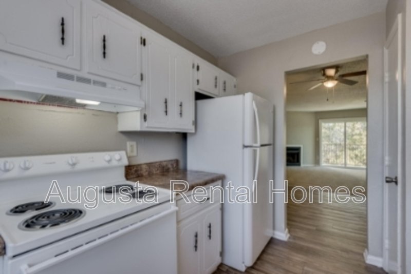 2820A Thomas Lane property image