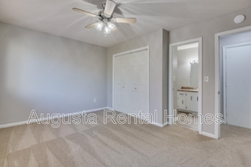 2820A Thomas Lane property image