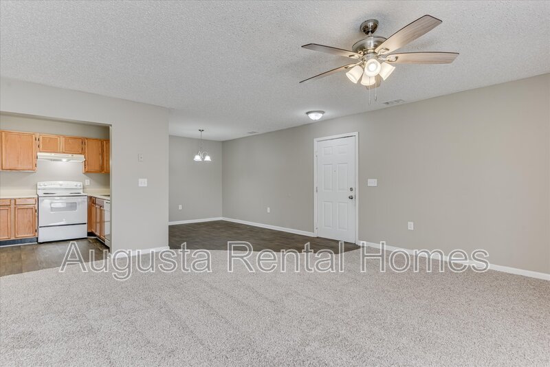 320 Peachtree Street - 325-21 property image