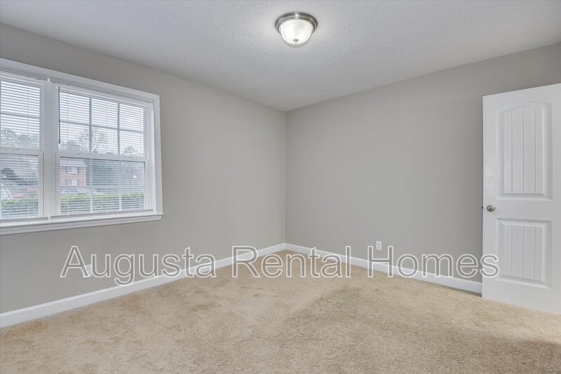 2905 Arrowhead Drive - D3 property image