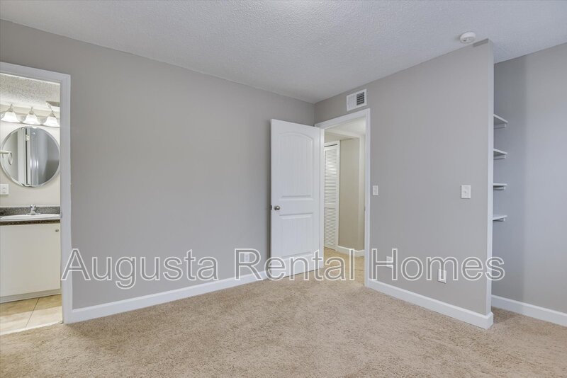 2905 Arrowhead Drive - D3 property image