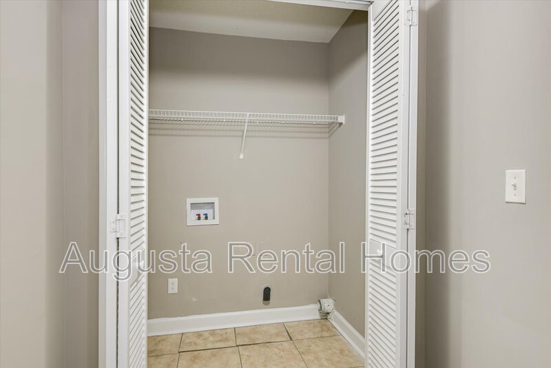 2905 Arrowhead Drive - D3 property image