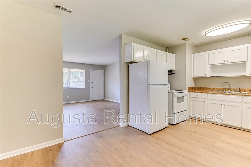 329 East View Drive property image