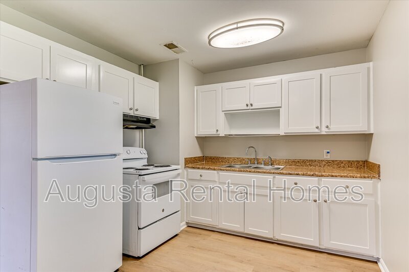 329 East View Drive property image