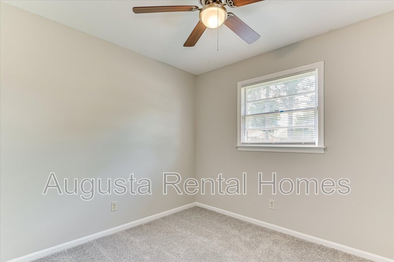 329 East View Drive property image