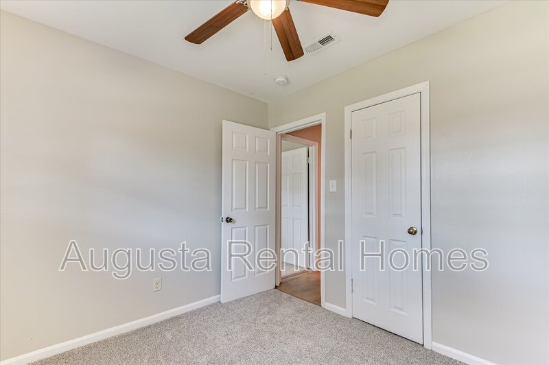 329 East View Drive property image