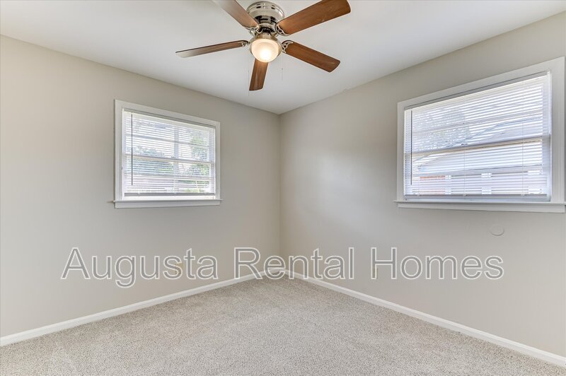 329 East View Drive property image