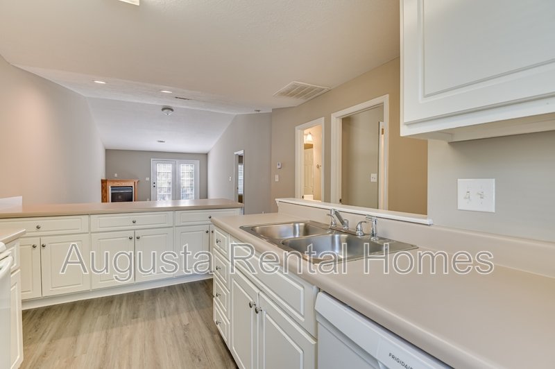 7028 Reagan Circle property image