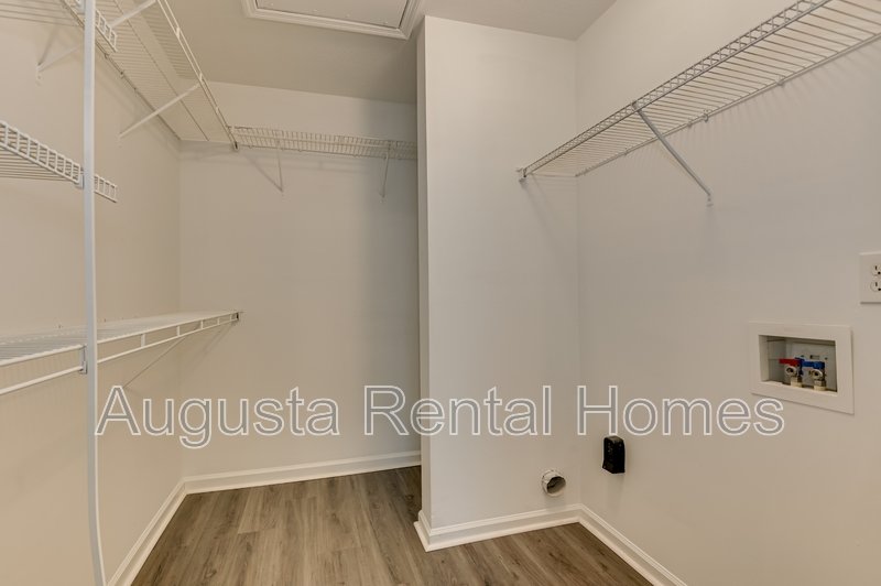 7028 Reagan Circle property image