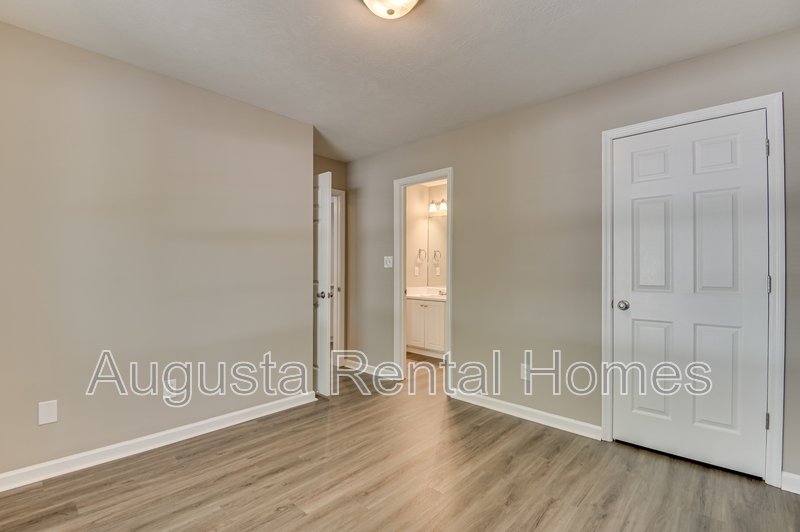 7028 Reagan Circle property image