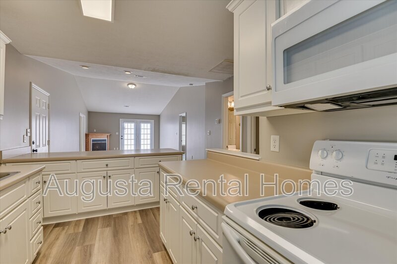 7002 Reagan Circle - 1 property image