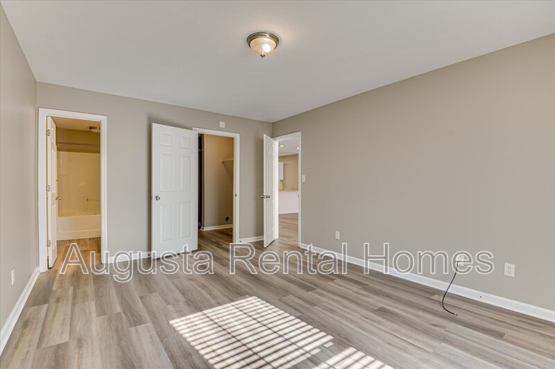 7002 Reagan Circle - 1 property image