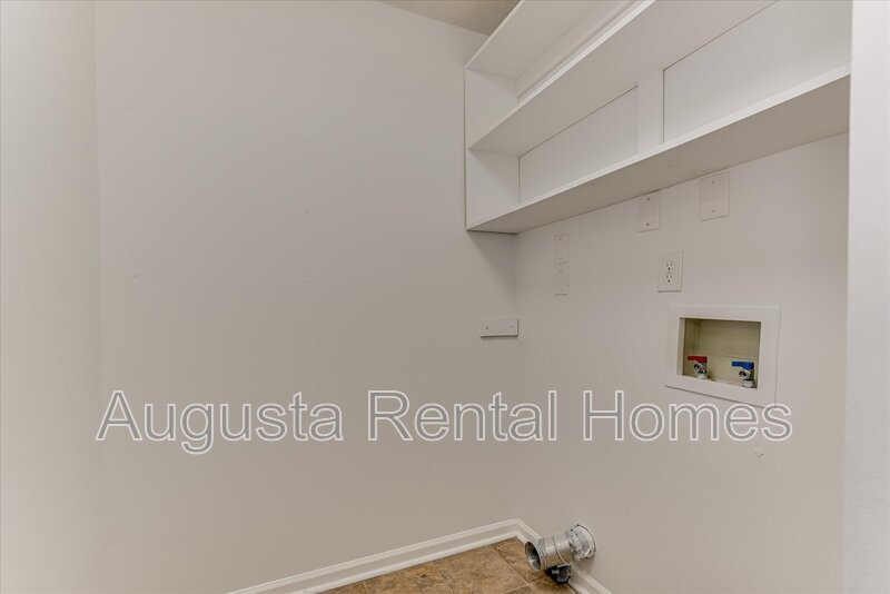 204-1/2 West Buena Vista Avenue - 1 property image