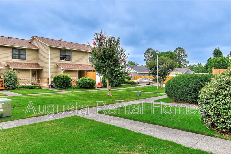 204-1/2 West Buena Vista Avenue - 1 property image