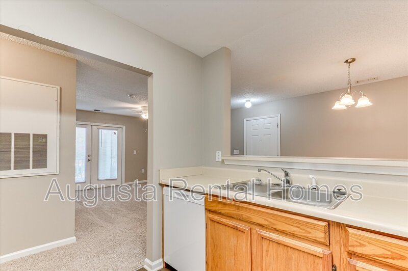 320 Peachtree Street - 325-6 property image
