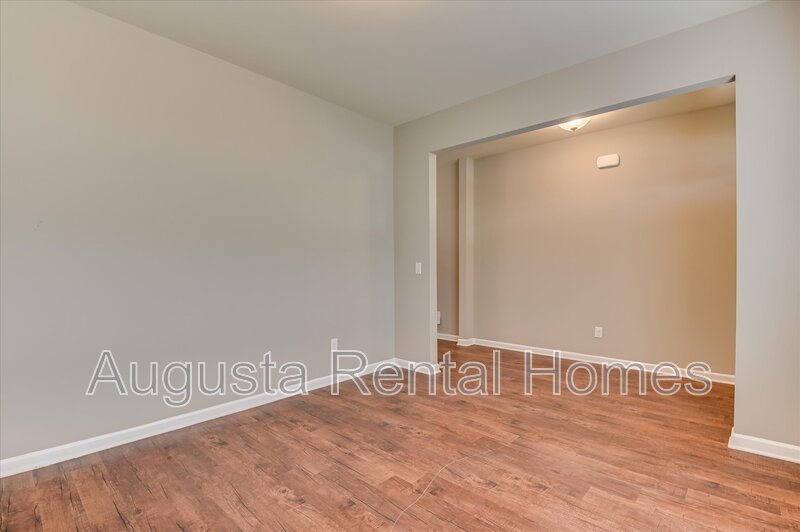 5060 Vine Lane property image