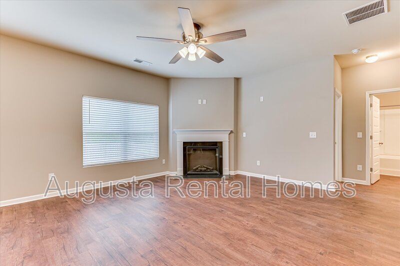 5060 Vine Lane property image