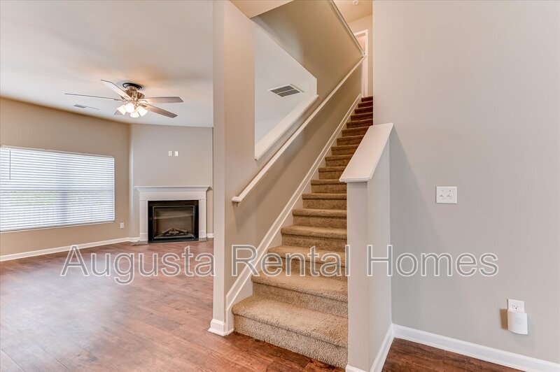 5060 Vine Lane property image