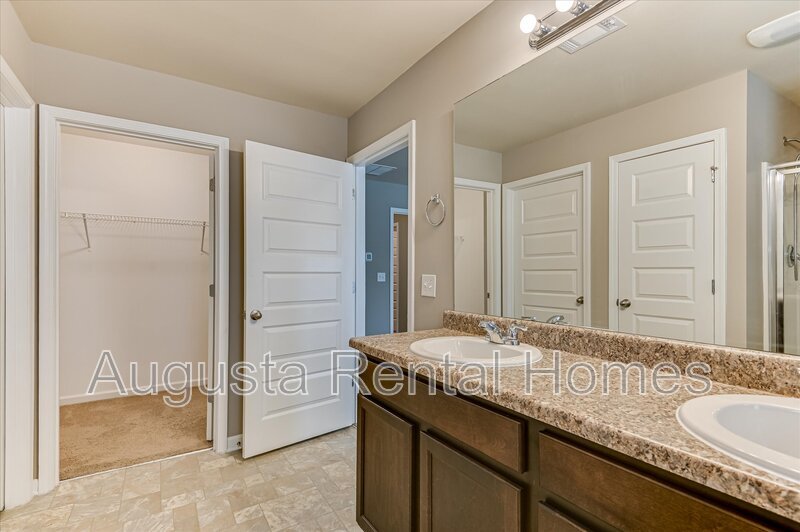 5060 Vine Lane property image