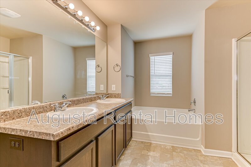 5060 Vine Lane property image