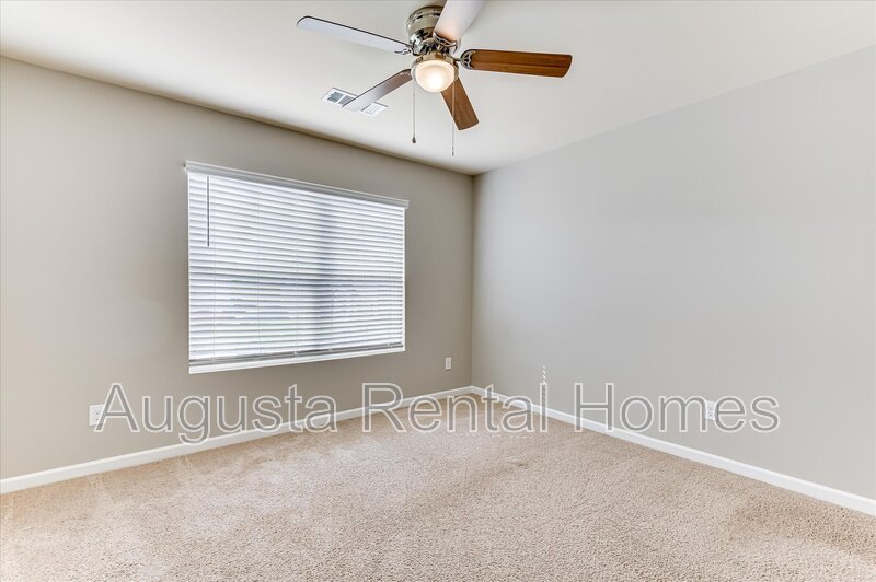 5060 Vine Lane property image