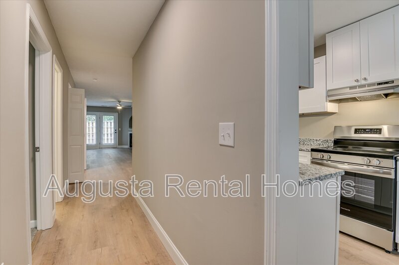 111 Kelly Drive property image