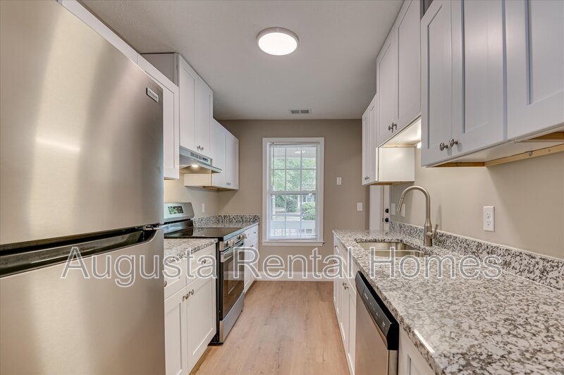 111 Kelly Drive property image