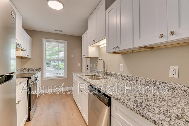 111 Kelly Drive property image