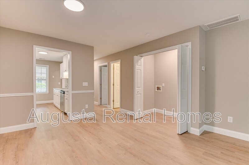111 Kelly Drive property image