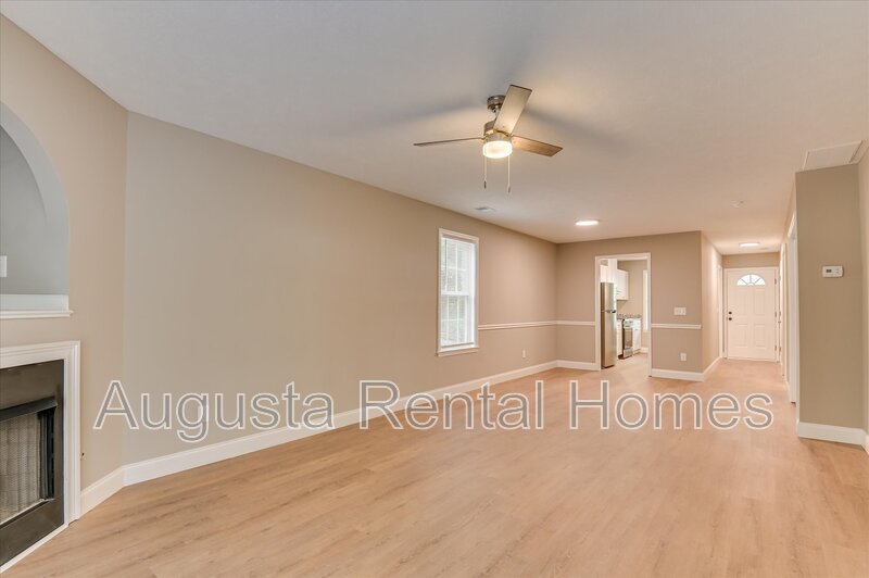 111 Kelly Drive property image