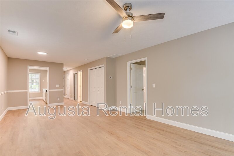 111 Kelly Drive property image