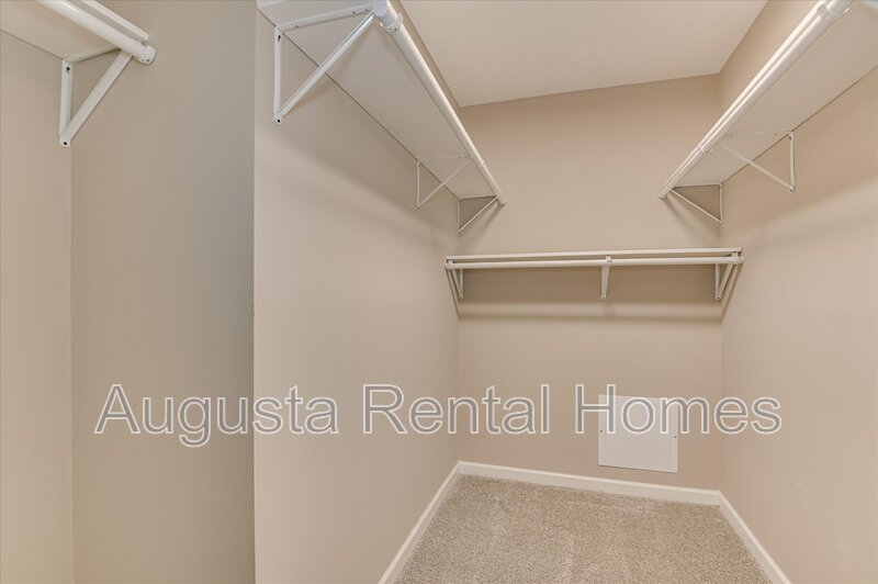 111 Kelly Drive property image
