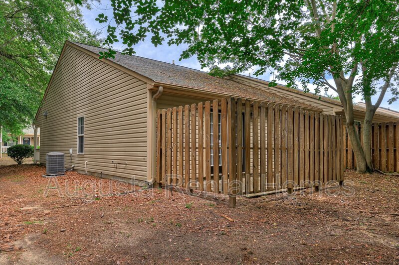 111 Kelly Drive property image