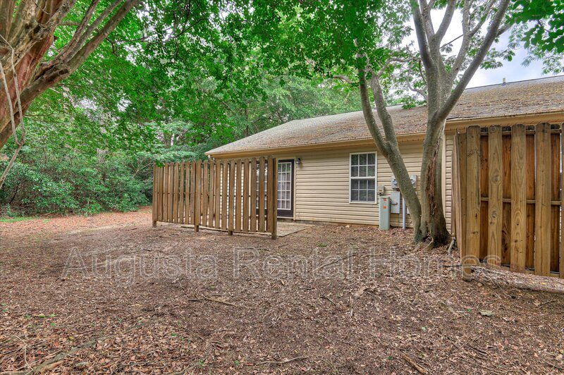 111 Kelly Drive property image
