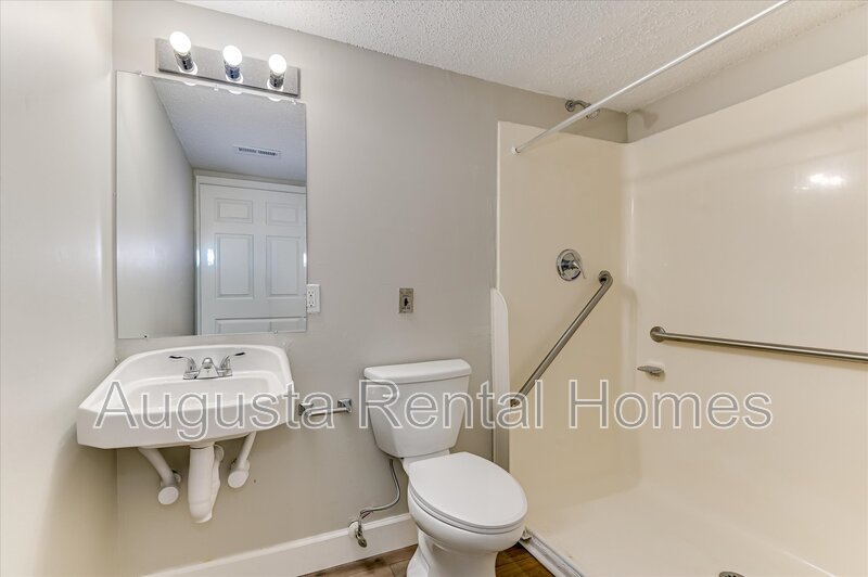 520 East Buena Vista Avenue - 501 property image