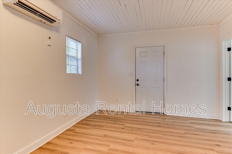 1936 Warren Street - B property image