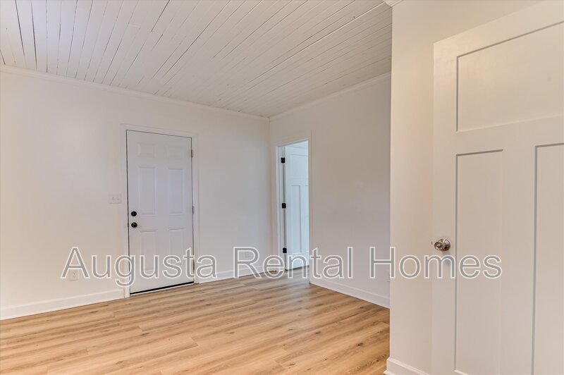 1936 Warren Street - B property image