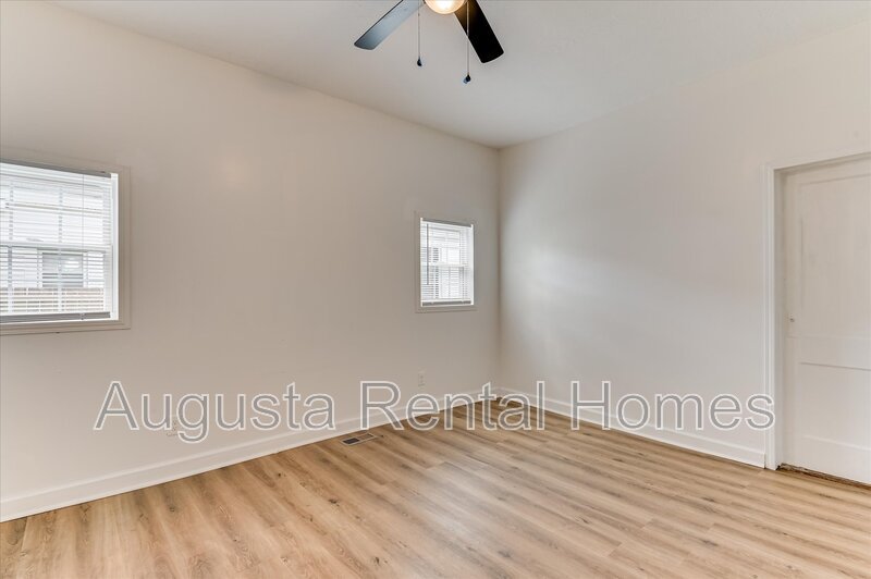 1936 Warren Street - B property image