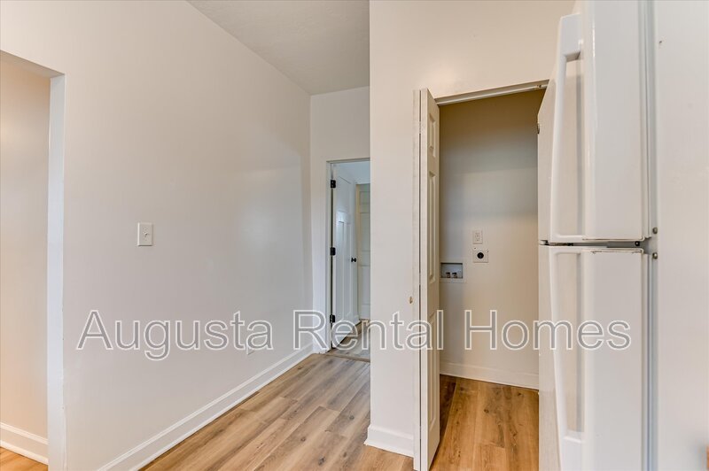 1936 Warren Street - B property image