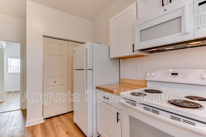1936 Warren Street - B property image