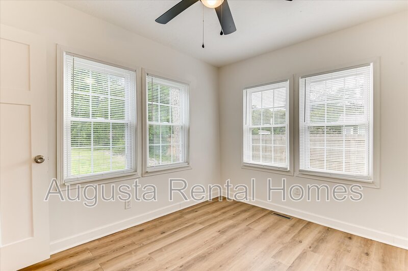1936 Warren Street - B property image